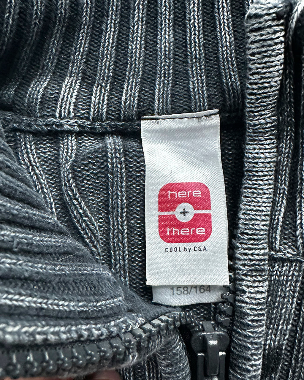 Graphic 1/4 Zip